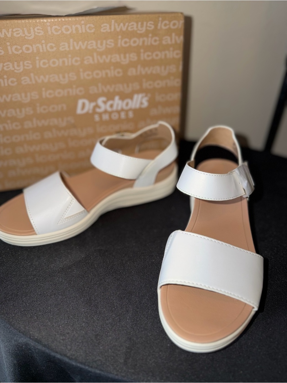 Dr. Scholl’s 🤍 (Comfort!!) “Time Off” Platform Buckle Sandals - Picture 2 of 8